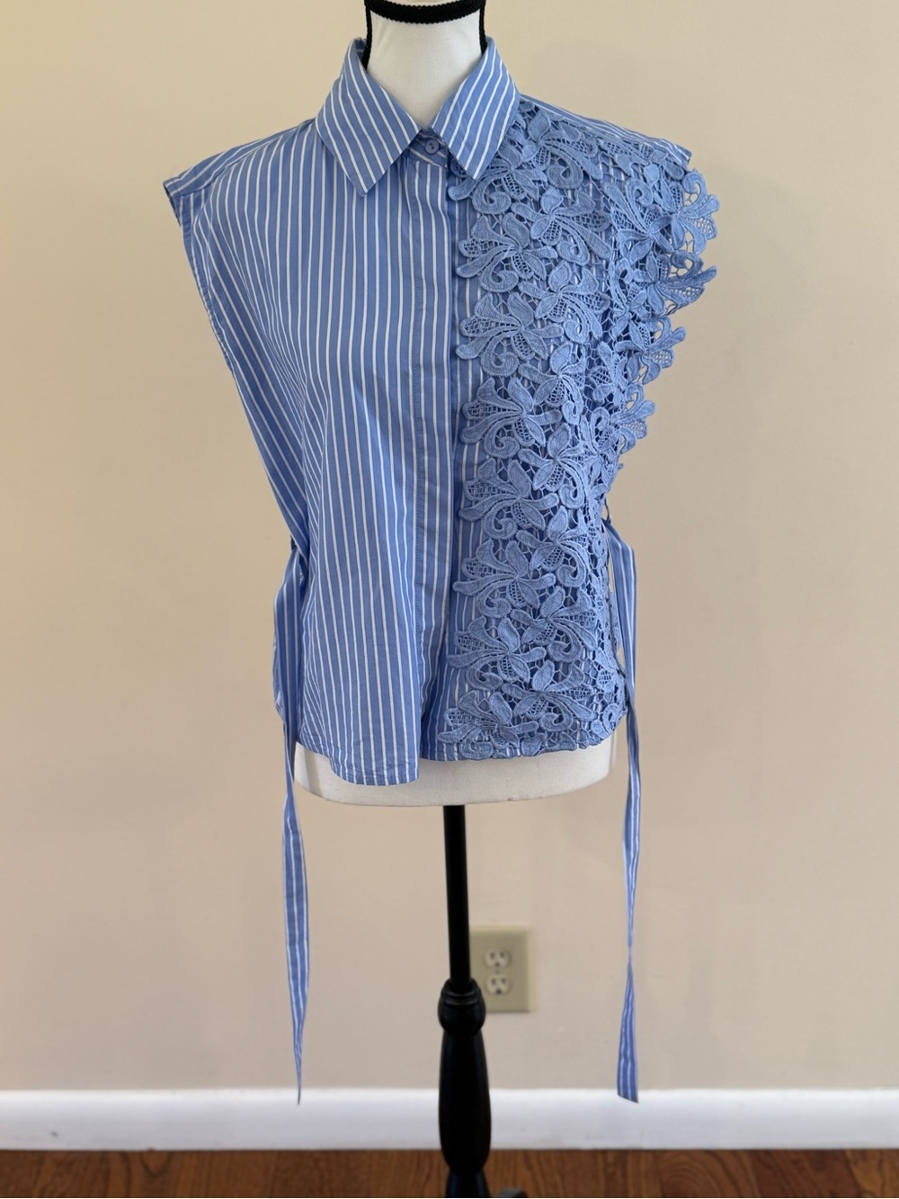 Blue Striped Button-Up Shirt with Lace Appliqué and Tie Waist size Small - Picture 2 of 7